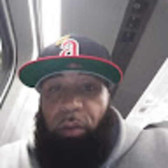 Meet your Posher, Damian - Picture 1 of 1